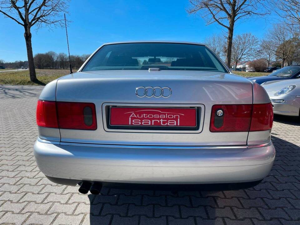 Image 5/17 of Audi A8 3.7 (1999)