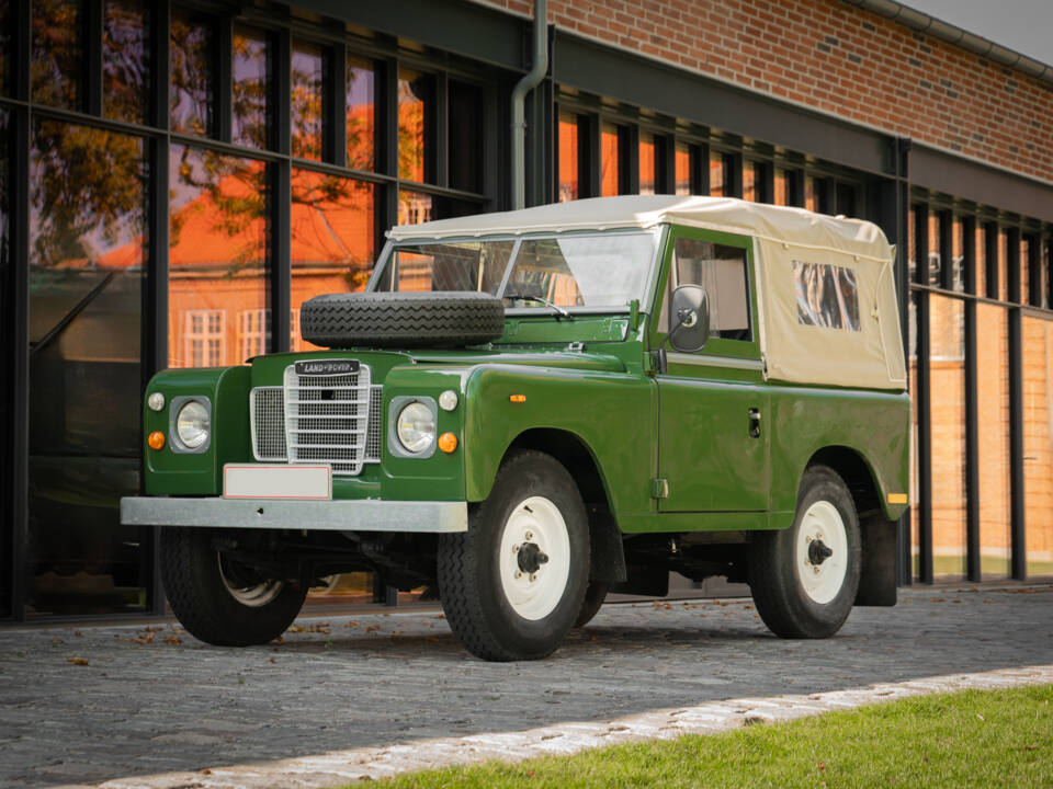 Bild 2/36 von Land Rover 88 (1972)