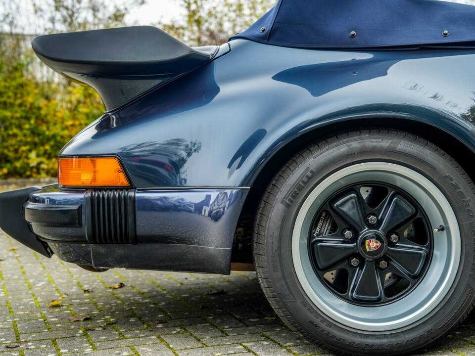 Image 6/16 of Porsche 911 Turbo 3.3 (1988)