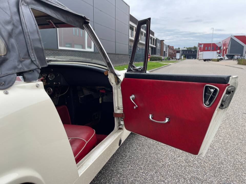 Image 7/22 of Austin-Healey Sprite Mk III (1966)