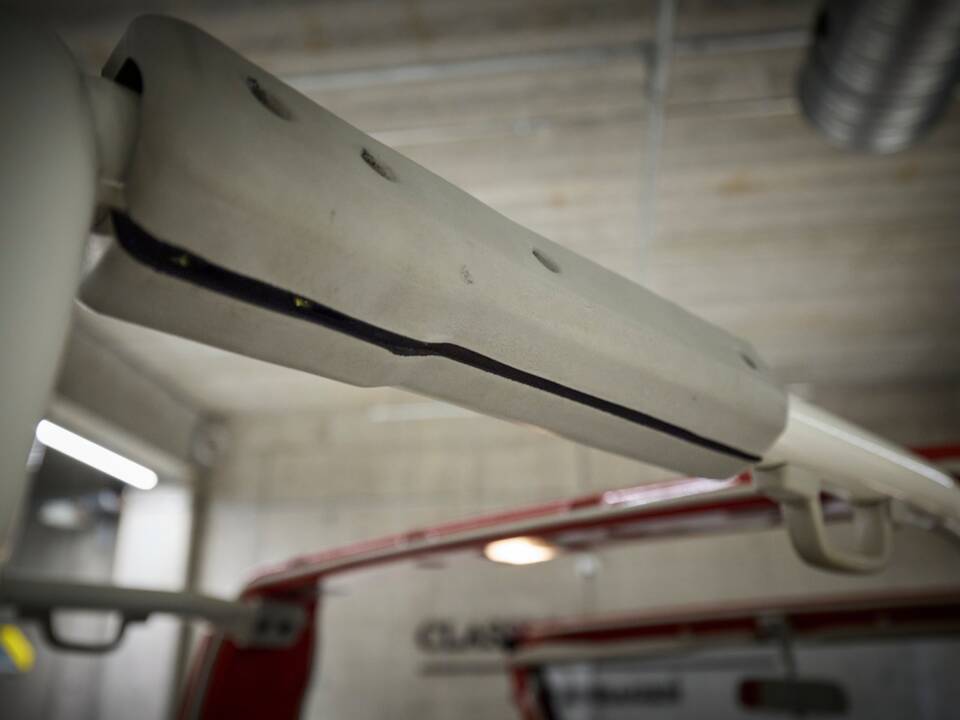 Afbeelding 68/100 van Toyota Land Cruiser LJ77 (1991)