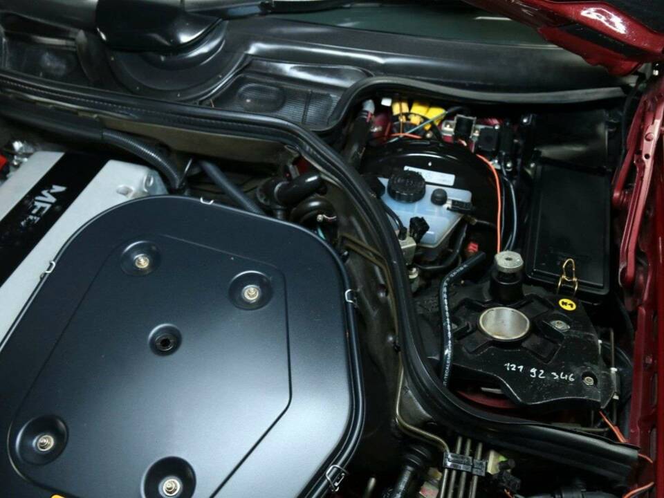Bild 38/50 von Mercedes-Benz 300 CE-24 (1992)