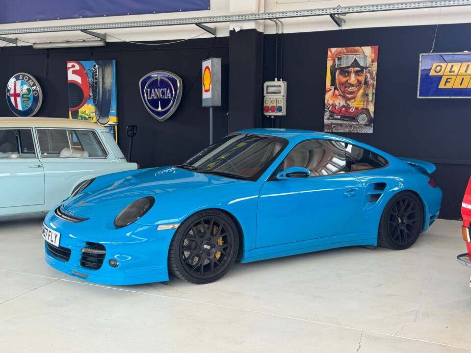 Imagen 4/18 de Porsche 911 Turbo (2007)