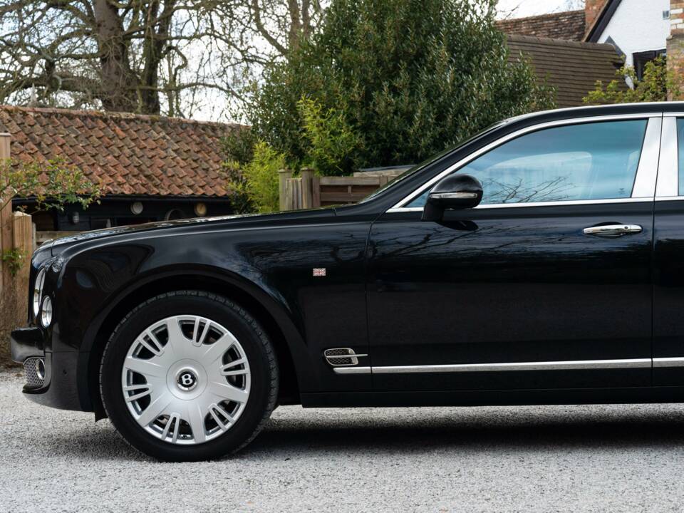 Image 7/20 of Bentley Mulsanne (2011)