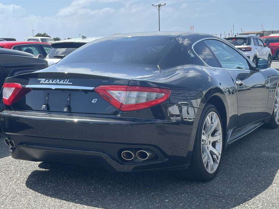 Image 5/39 de Maserati GranTurismo S (2010)