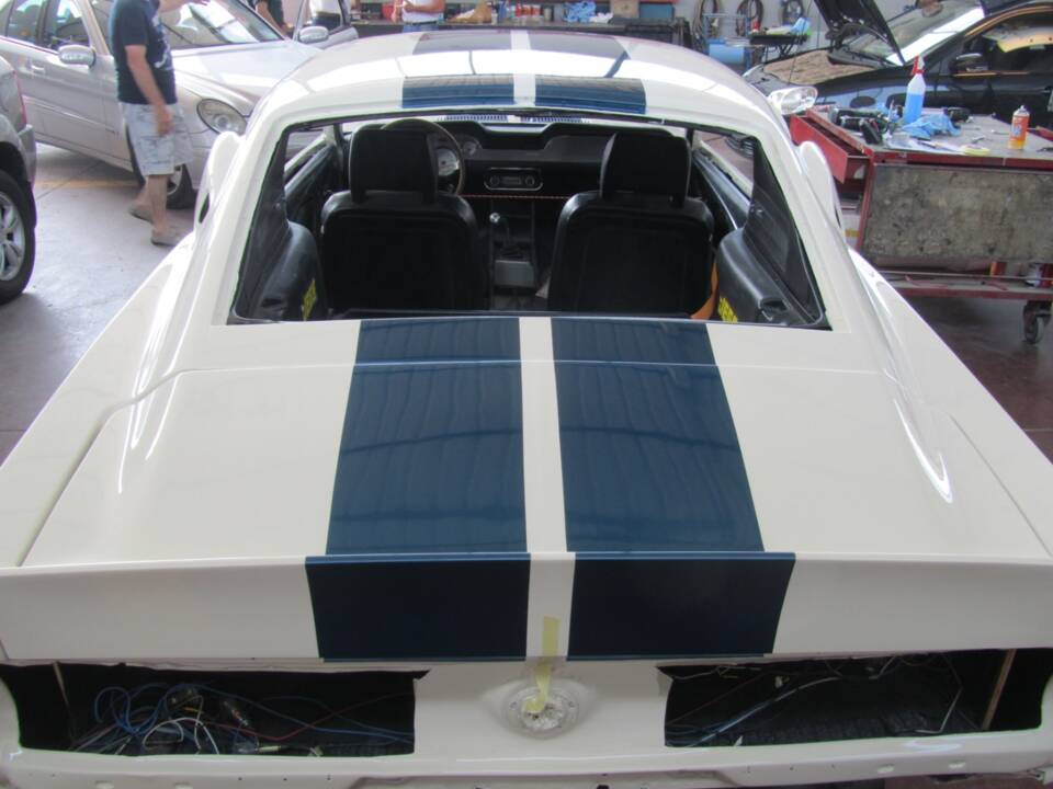Image 19/53 of Ford Mustang GT 390 (1967)