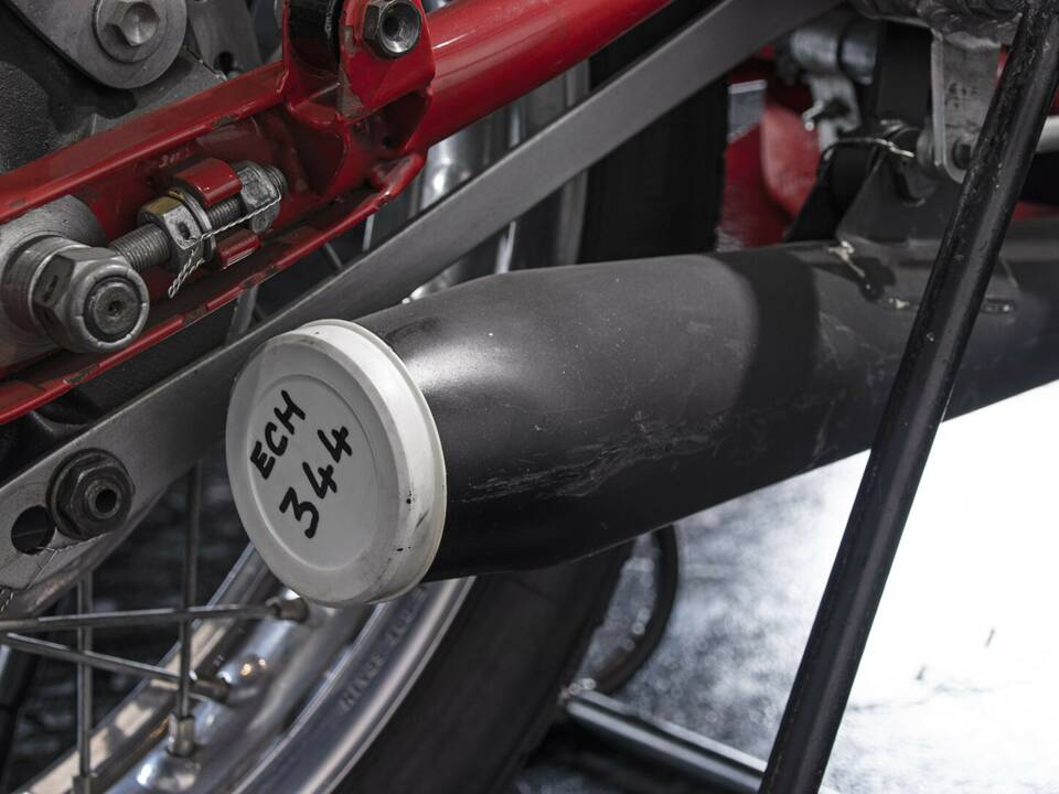 Imagen 15/22 de Aermacchi Harley-Davidson Ala d'oro 350 (1969)