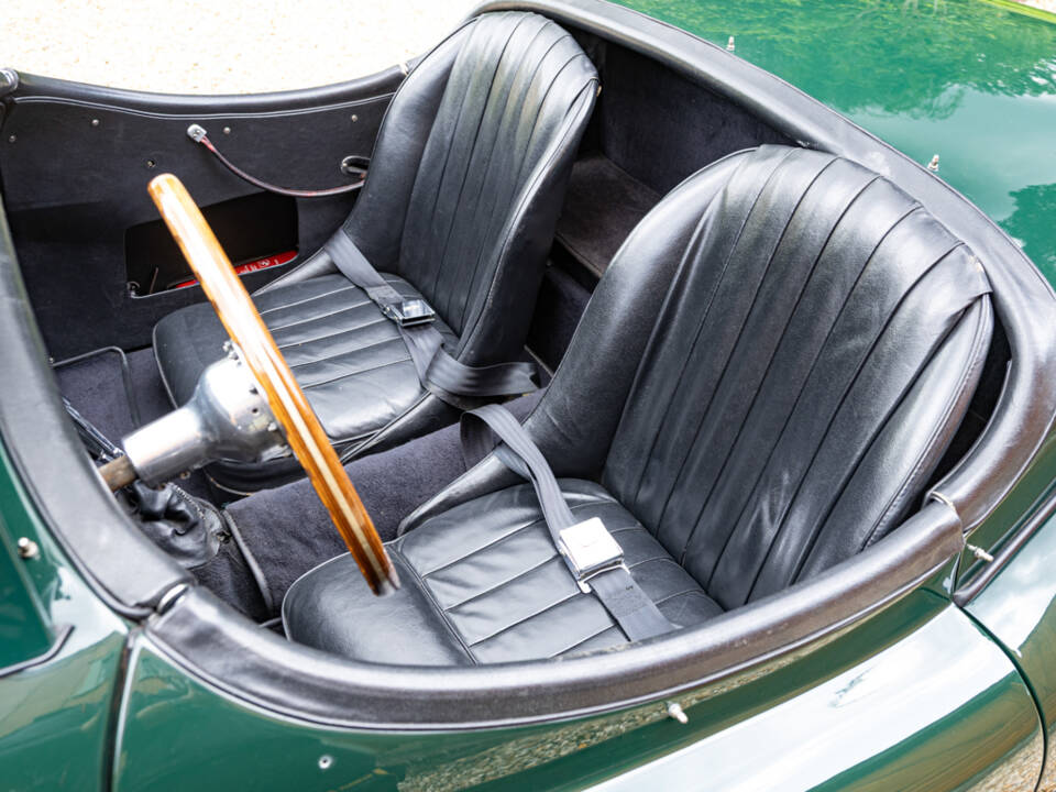 Afbeelding 20/36 van Jaguar XK 120 OTS (1951)