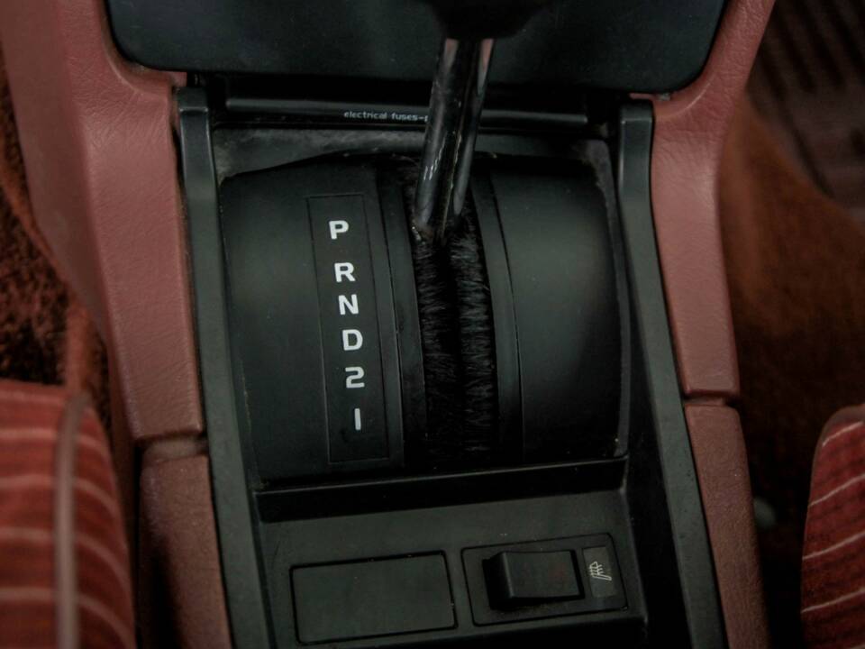 Image 28/50 de Volvo 740 (1984)