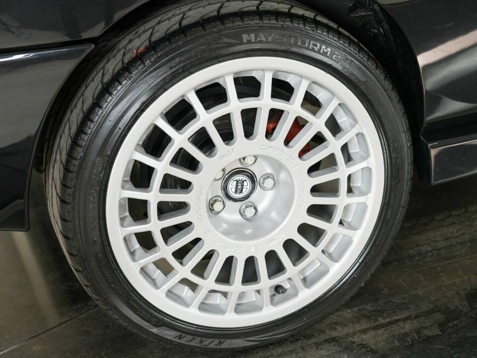 Bild 12/48 von Lancia Delta HF Integrale Evoluzione I (1992)