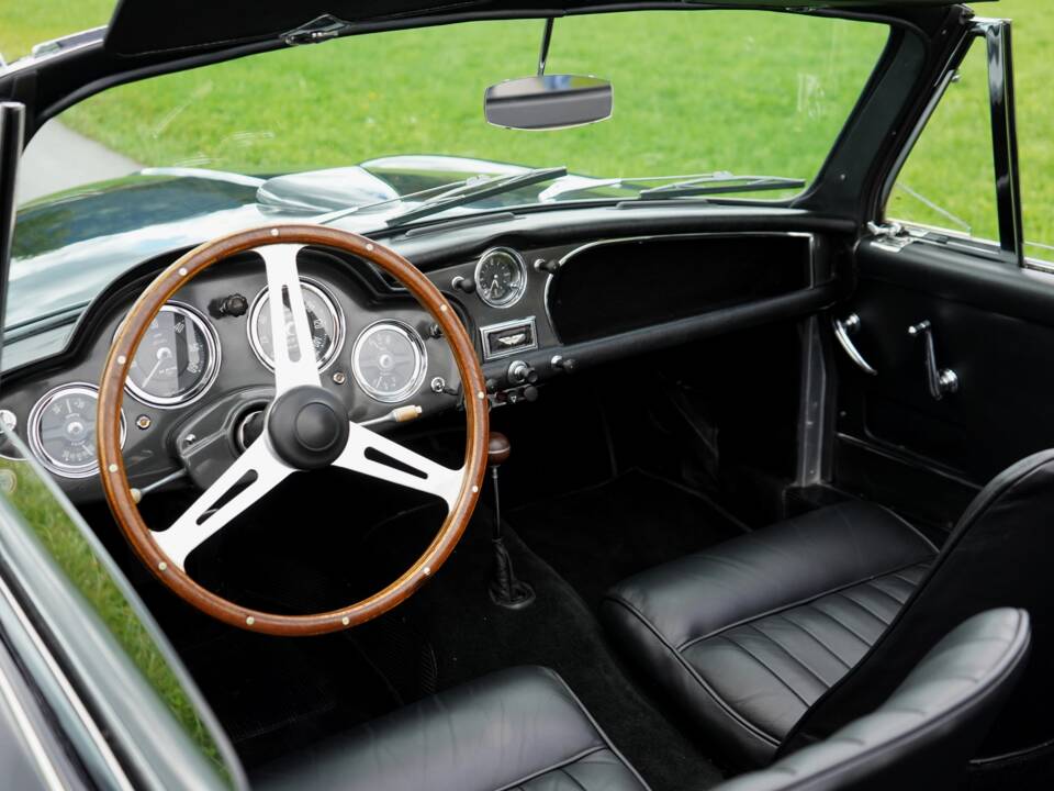 Imagen 27/32 de Aston Martin DB 2/4 Mk III (1959)