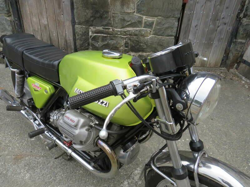 Image 5/45 of Moto Guzzi V7 Sport (1973)