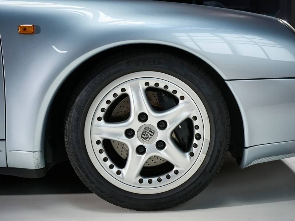 Image 10/36 de Porsche 911 Carrera (1995)