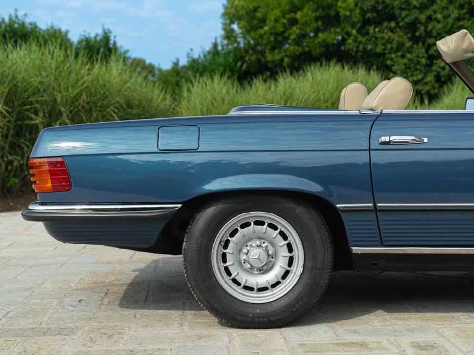 Image 23/50 de Mercedes-Benz 450 SL (1977)
