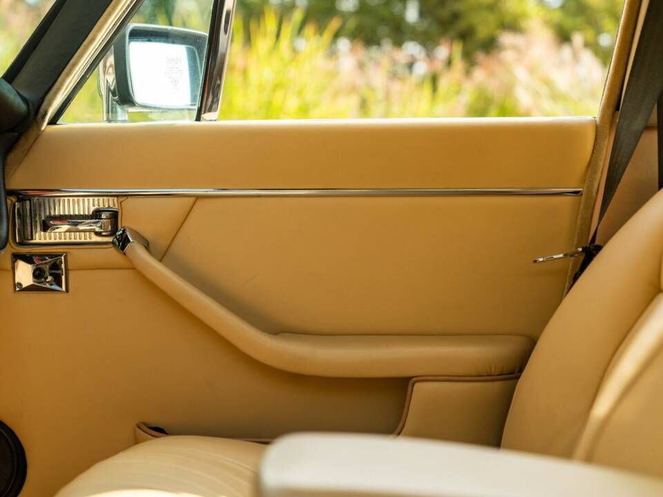 Bild 39/50 von Jaguar XJ 4.2 (1978)