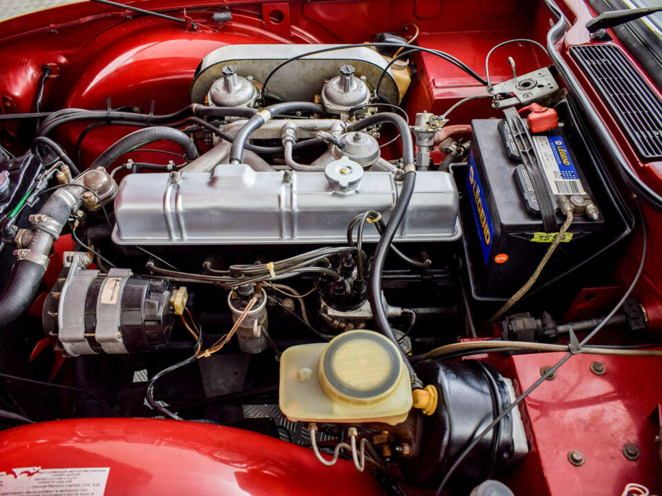 Image 9/50 de Triumph TR 6 (1974)