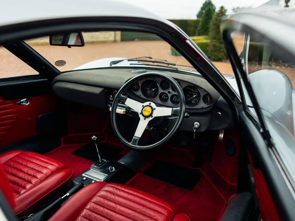 Image 5/20 of Ferrari Dino 246 GT (1973)
