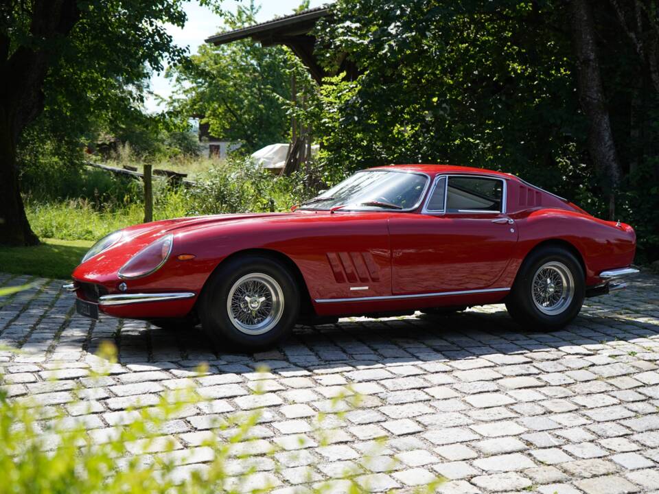 Image 35/36 of Ferrari 275 GTB&#x2F;4 (1968)