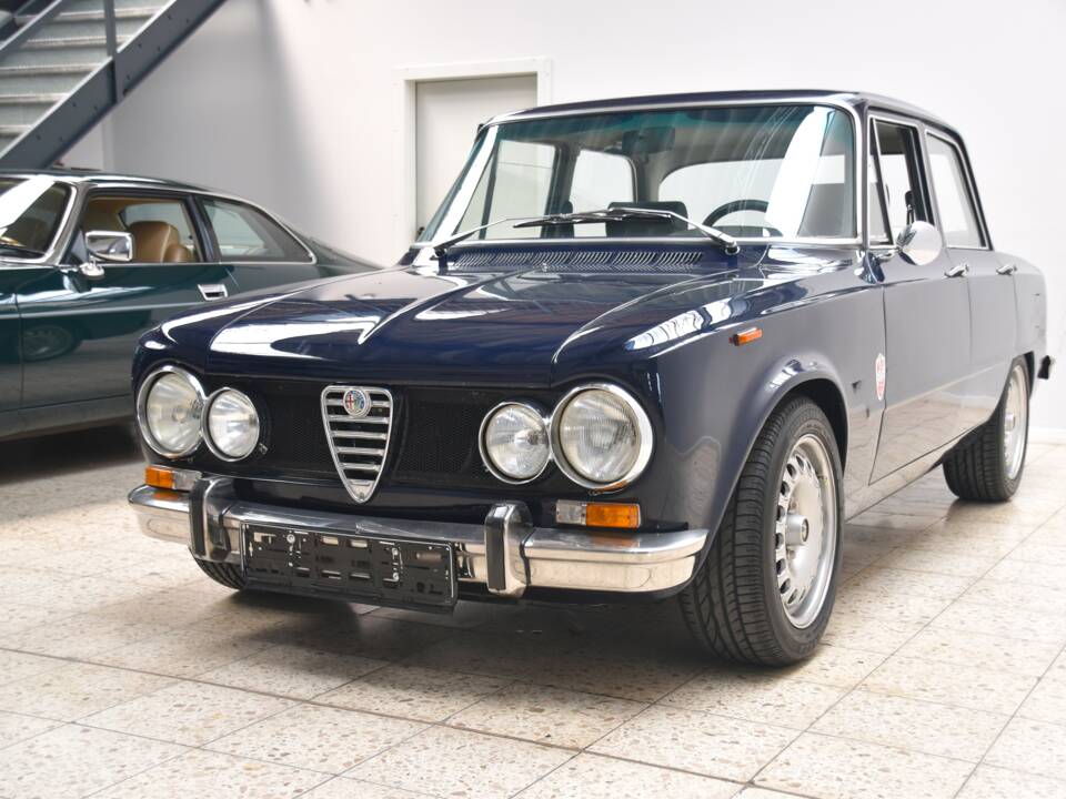 Bild 3/28 von Alfa Romeo Giulia 1.3 Super (1973)