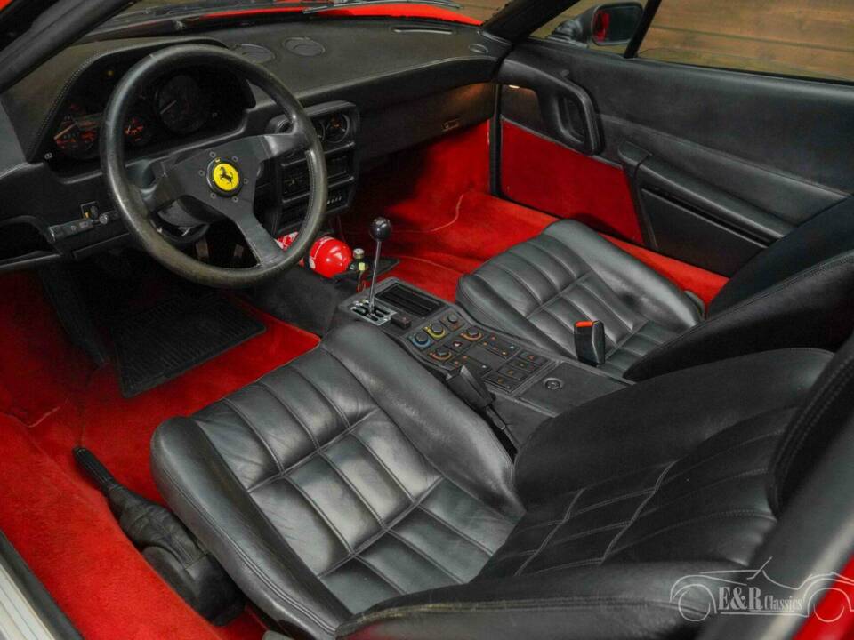 Image 2/19 de Ferrari 328 GTS (1989)