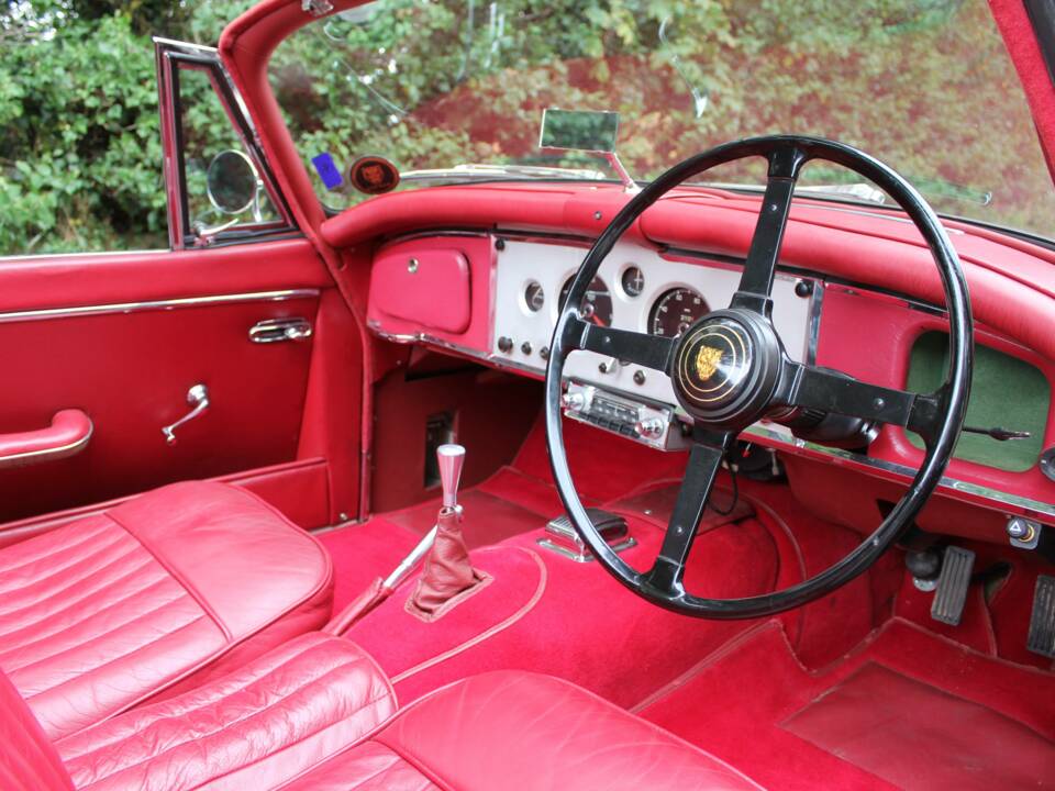 Bild 8/17 von Jaguar XK 150 DHC (1957)