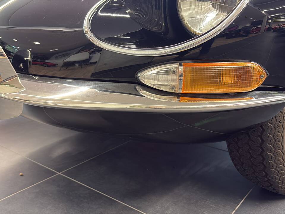 Afbeelding 8/34 van Jaguar E-Type (1968)