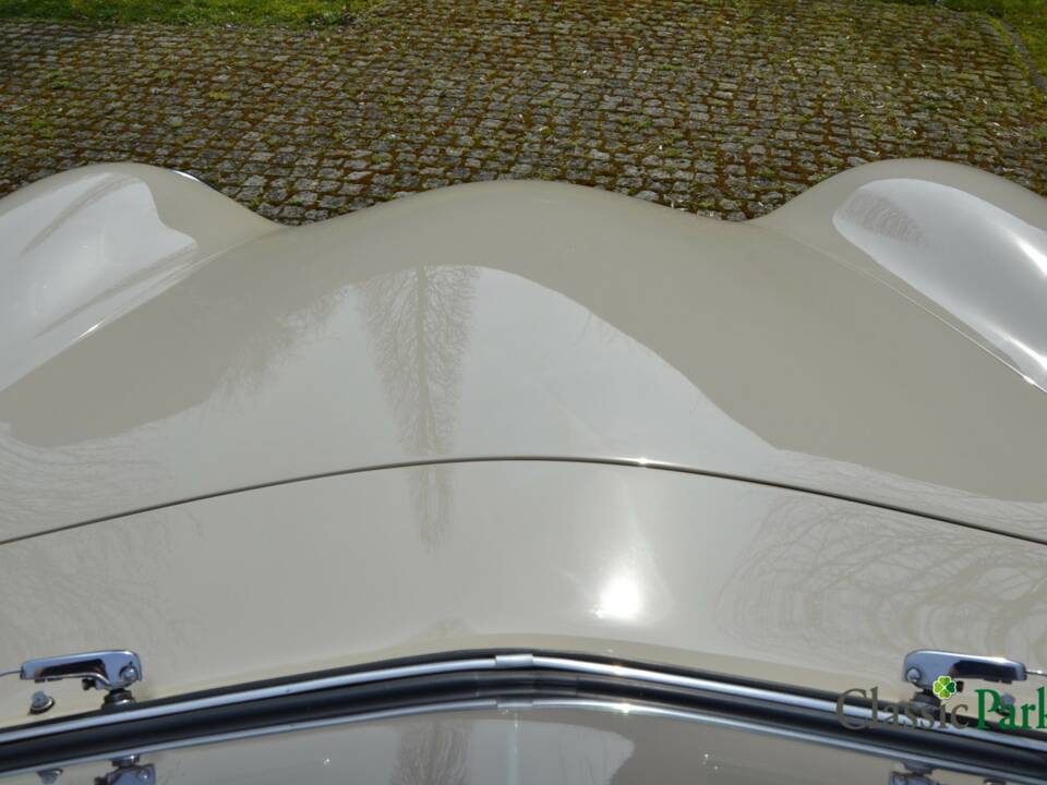 Image 24/50 of Porsche 356 1500 (1954)