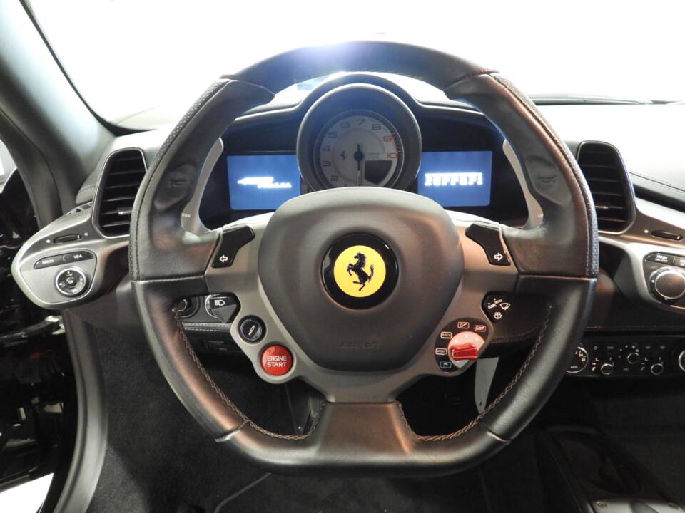 Image 6/15 de Ferrari 458 Italia (2011)