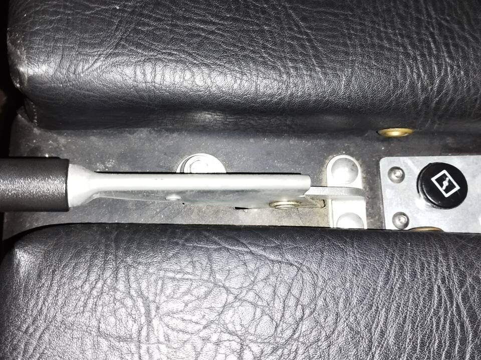 Image 20/51 of MW Cityboy (1985)