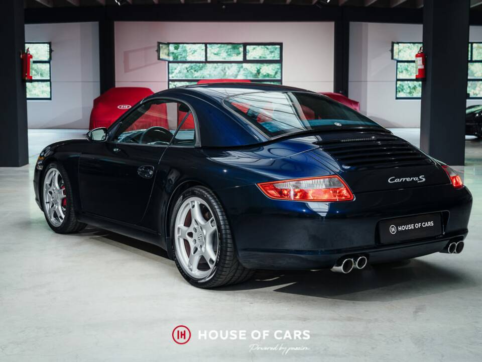 Bild 9/25 von Porsche 911 Carrera S (2005)