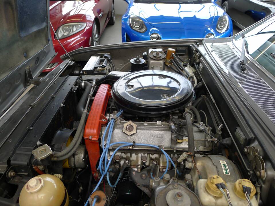 Image 11/44 of FIAT 130 Coupé (1972)