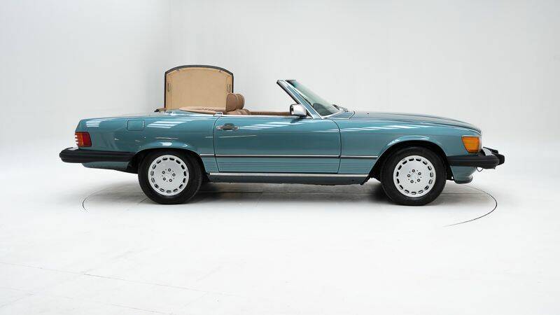 Image 6/15 of Mercedes-Benz 560 SL (1987)