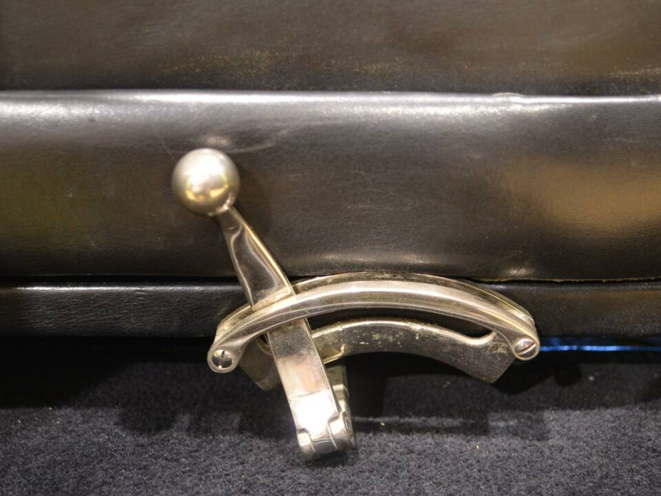 Bild 34/50 von Rolls-Royce 20 HP Doctors Coupe Convertible (1929)