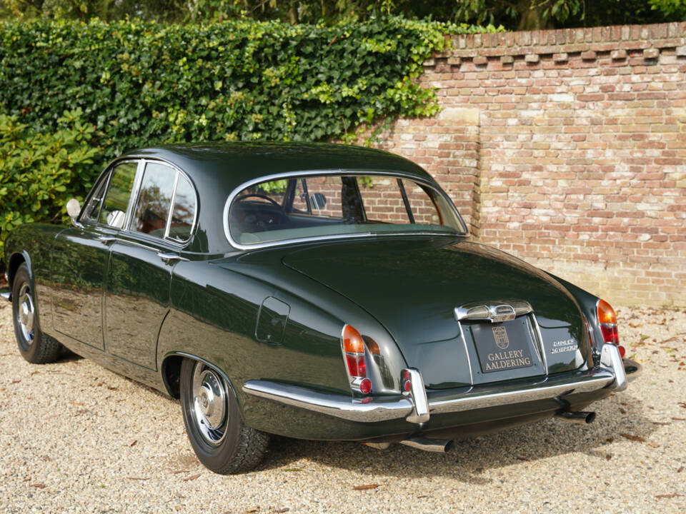 Image 10/50 of Daimler Sovereign 420 (1968)