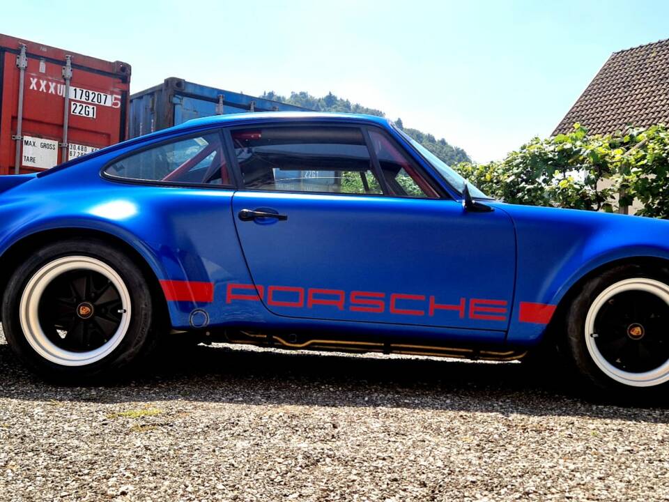Image 3/16 de Porsche 911 RSR 3.0 (1974)