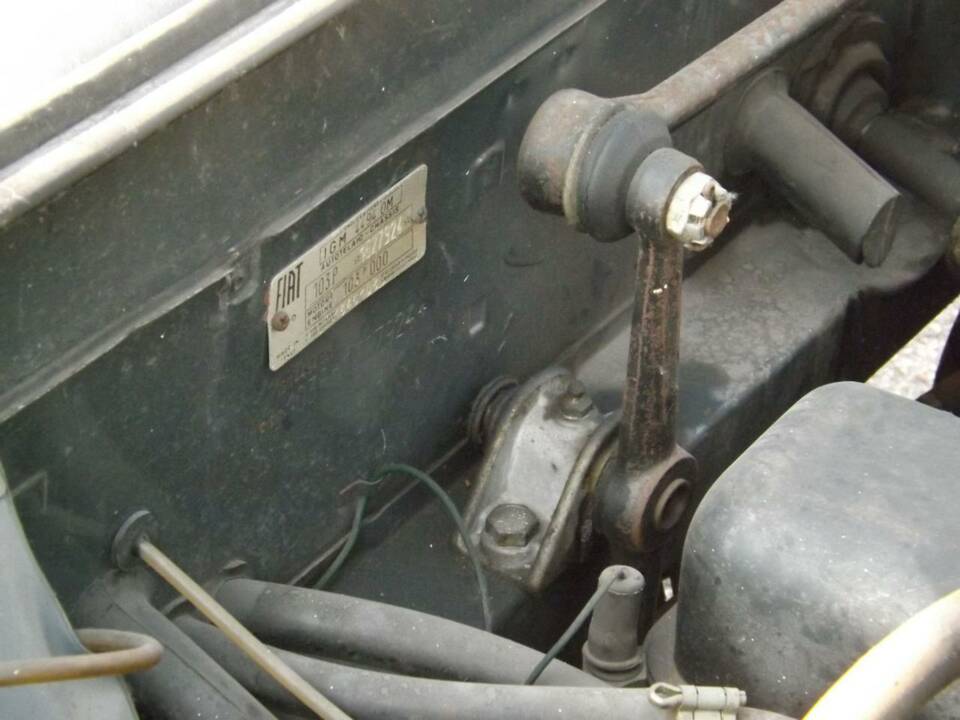 Image 36/49 de FIAT 1100 R (1967)