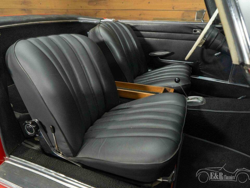 Image 7/19 de Mercedes-Benz 280 SL (1968)