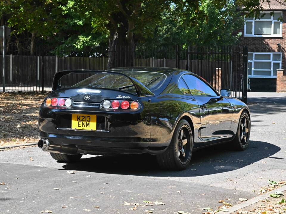 Image 11/50 of Toyota Supra (1993)