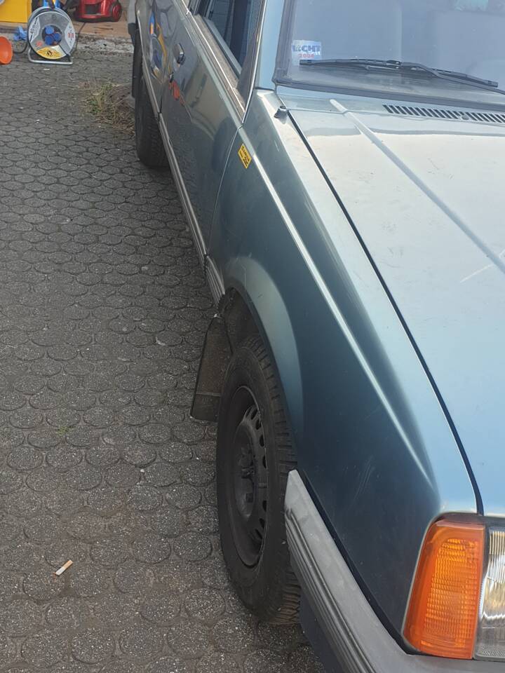 Bild 5/45 von Opel Ascona 1,6 (1985)