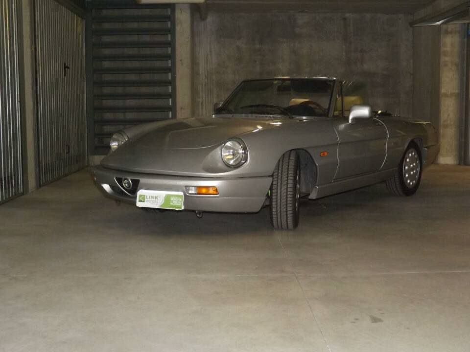 Bild 4/50 von Alfa Romeo 2.0 Spider (1992)