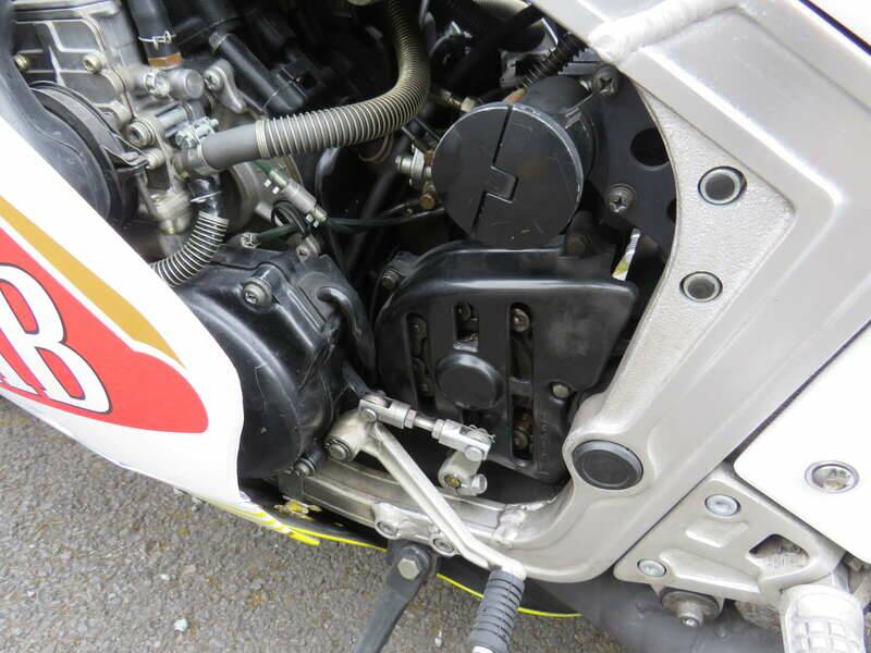 Image 23/43 de Suzuki RG 500 (1987)