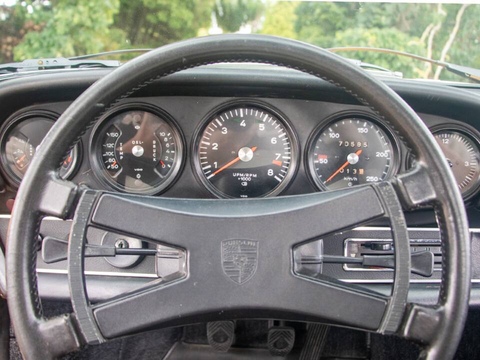 Imagen 14/18 de Porsche 911 Carrera RS 2.7 (Sport) (1973)