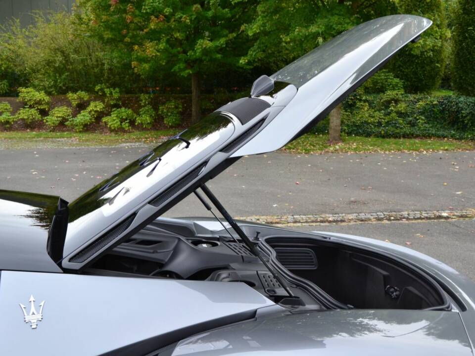 Image 41/67 de Maserati MC20 (2023)