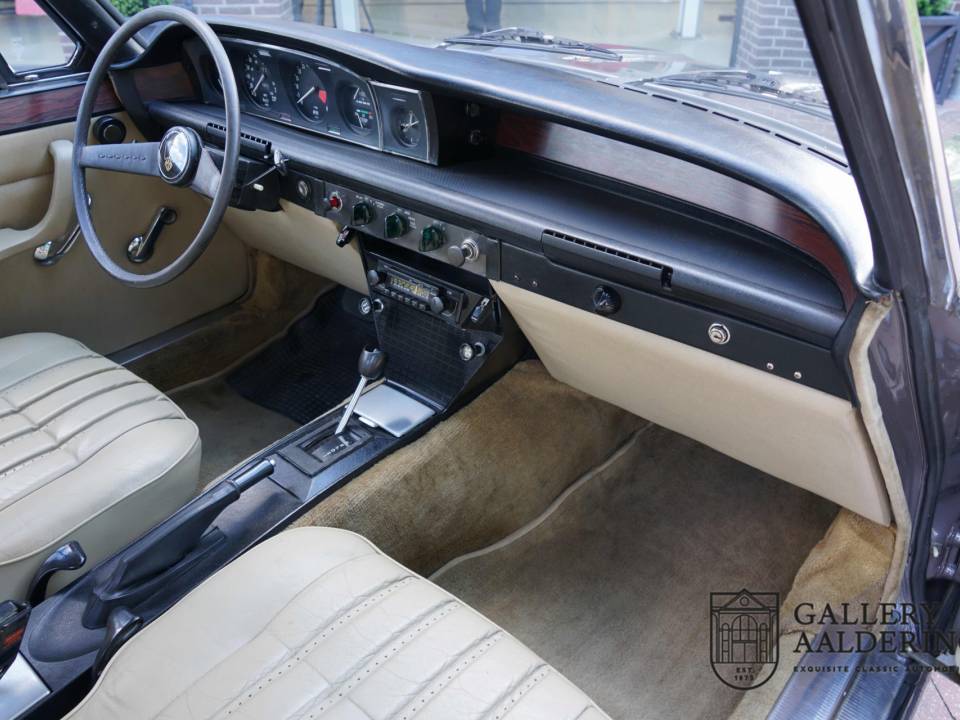 Bild 46/50 von Rover 3500 (1975)