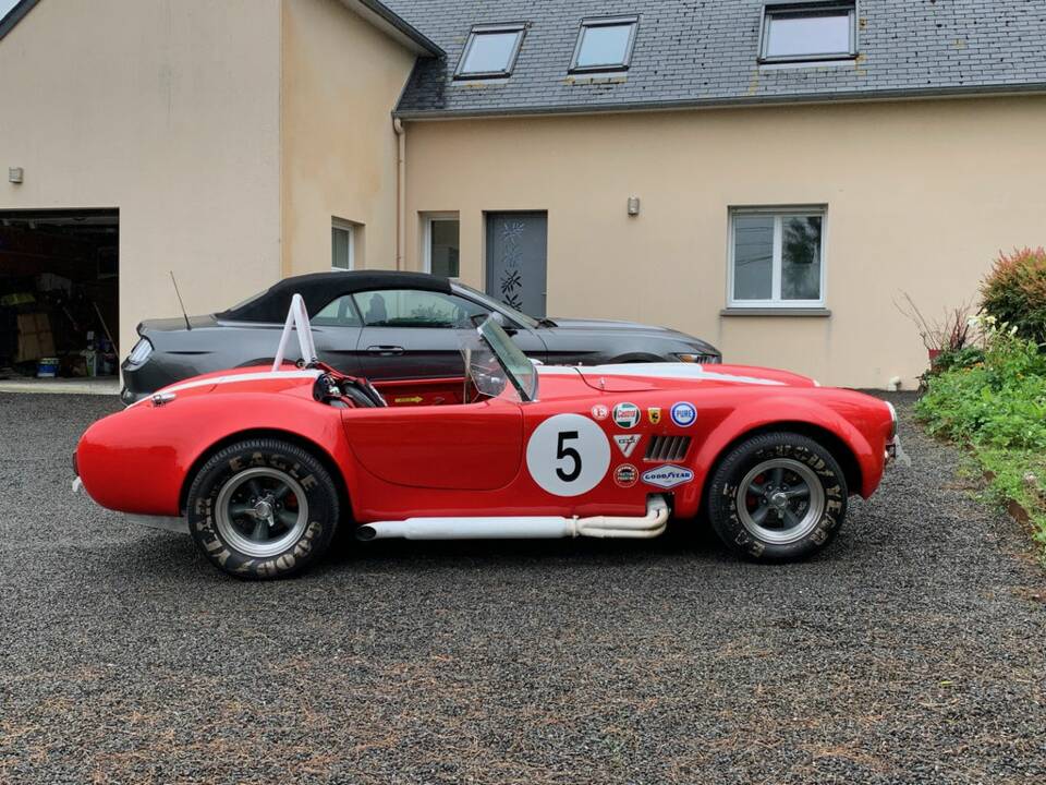 Image 4/8 of Contemporary Classics Cobra 427 S/C CCX (1965)
