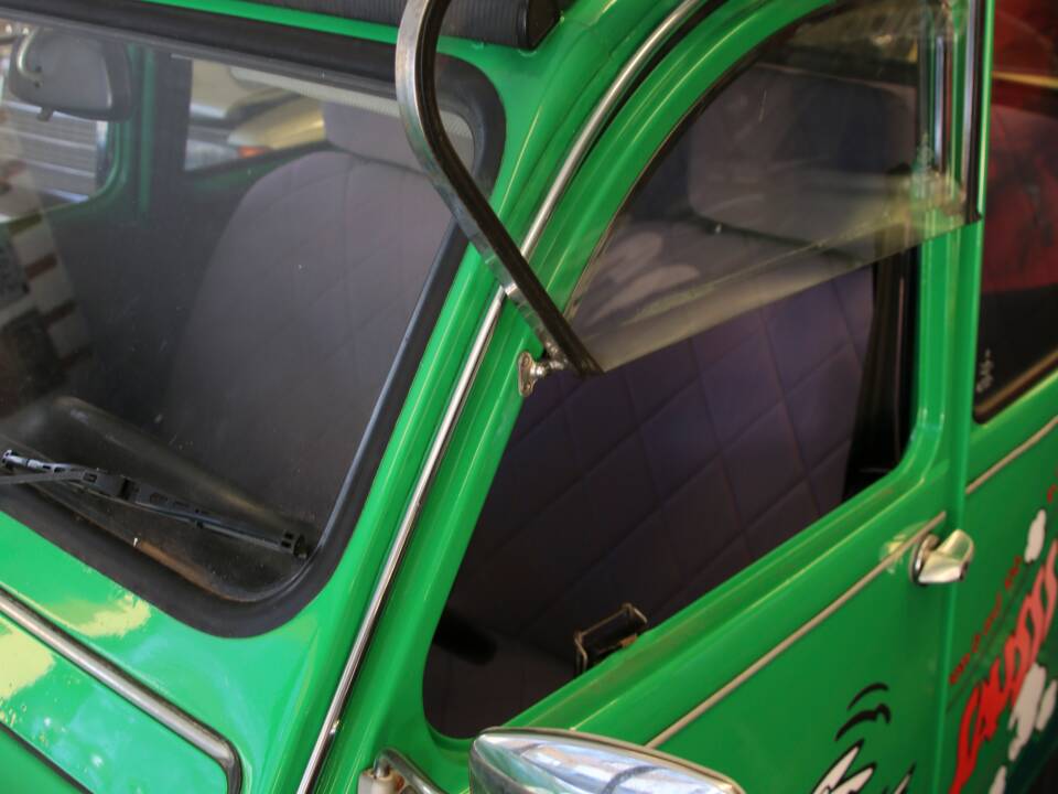 Image 22/35 de Citroën 2 CV 6 (1987)