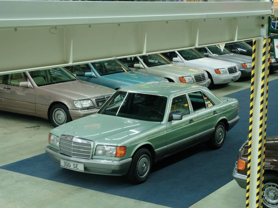 Bild 7/50 von Mercedes-Benz 300 SE (1986)
