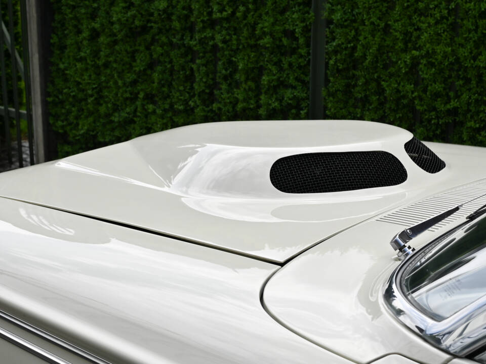 Image 35/70 of Ford Fairlane 500 (1963)