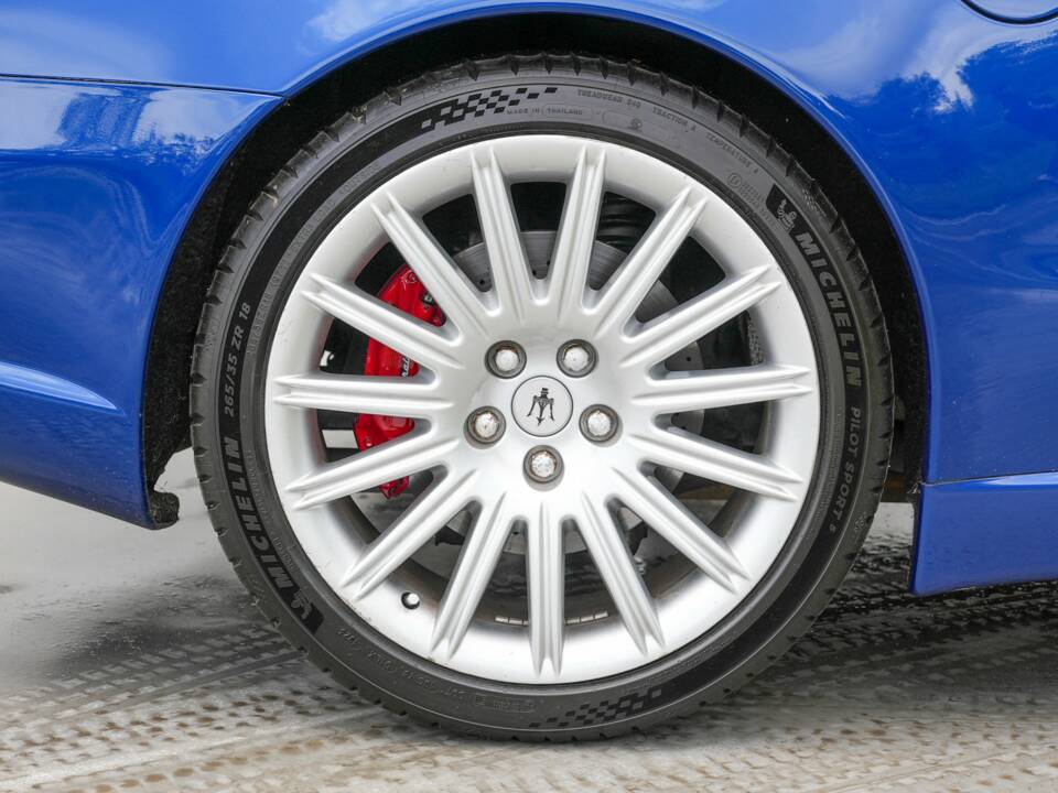 Image 31/44 of Maserati Spyder 4200 Cambiocorsa (2003)