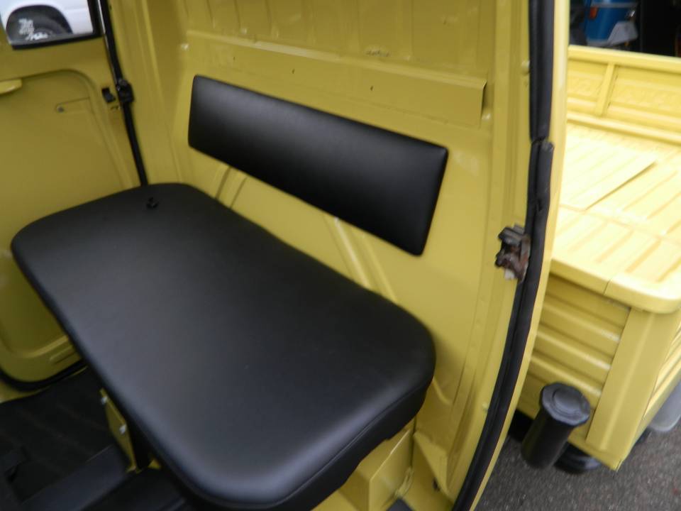 Bild 8/9 von Piaggio Vespa APE 600 MP (1976)